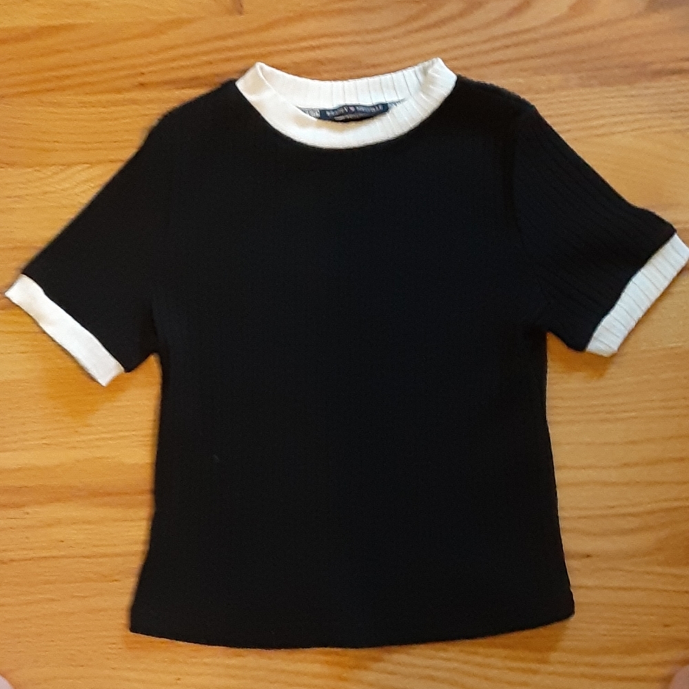 Cute BRANDY ❤ MELVILLE crop top